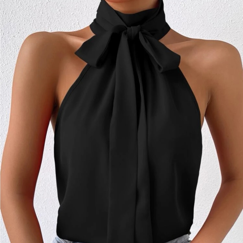 Priv Solid Tie Front Halter Blouse